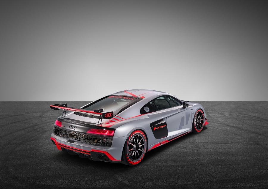  Audi R8 LMS GT4 2019 года  (фото 32 из 37)